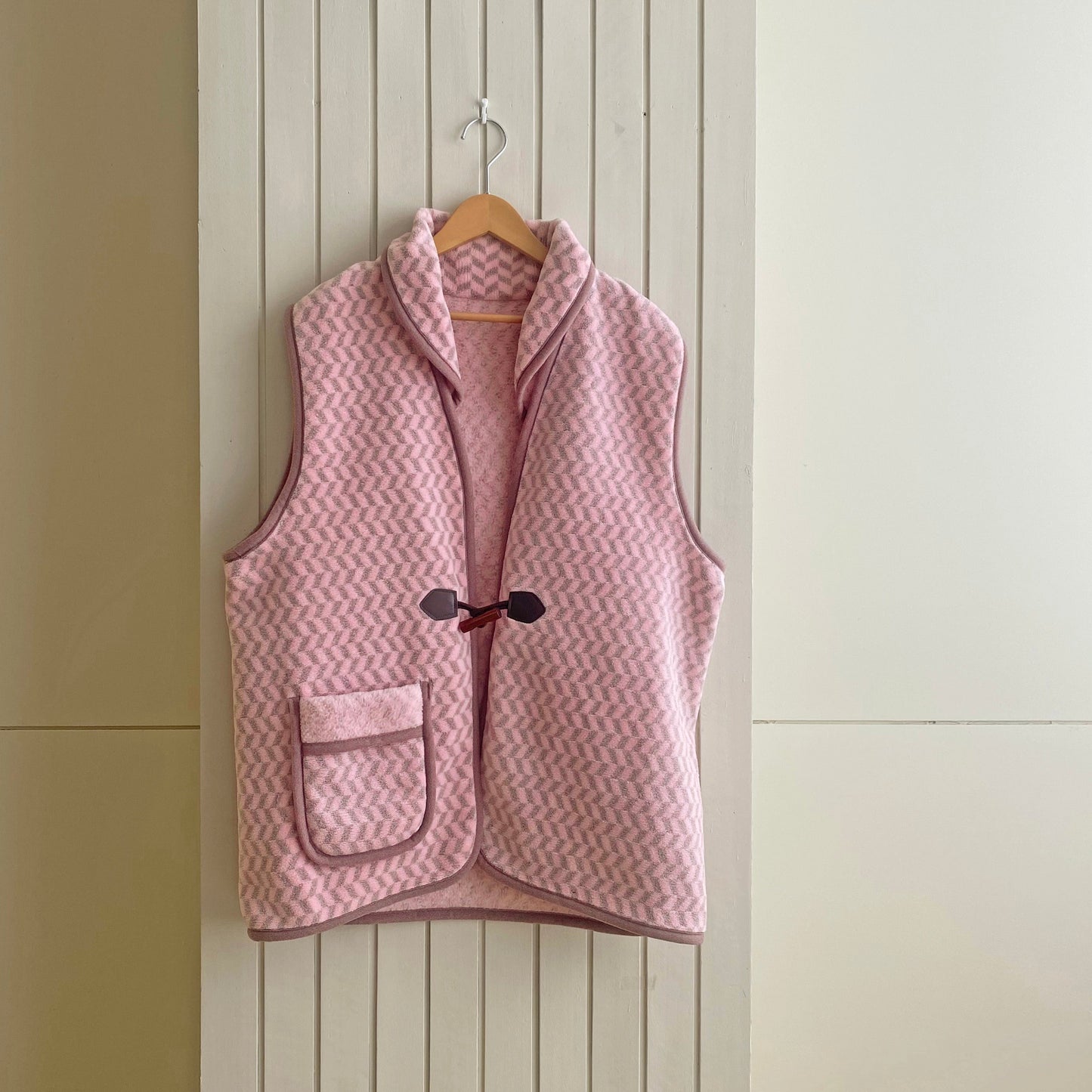 【お部屋でもあったか快適】 ロマンス岩盤浴 ポンチョ ギフトにおすすめ あったか寝具 抗菌防臭 日本製