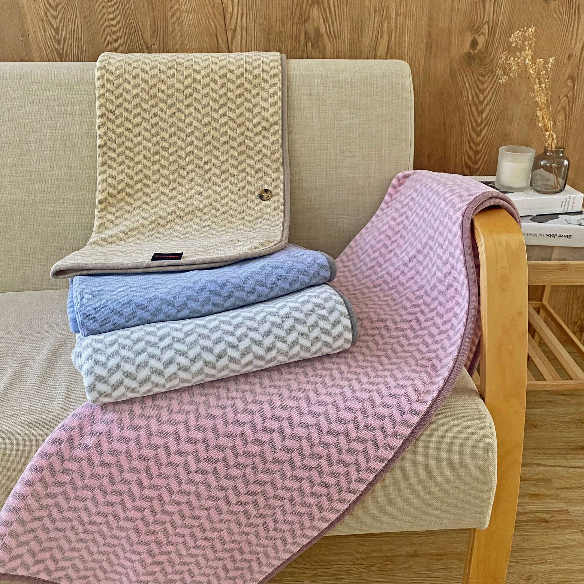 【お部屋でもあったか快適】 ロマンス岩盤浴 ひざ掛け ロングサイズ あったか寝具 抗菌防臭 日本製